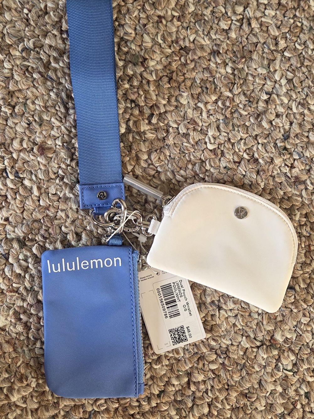 NWT Lululemon Dual Pouch Wristlet